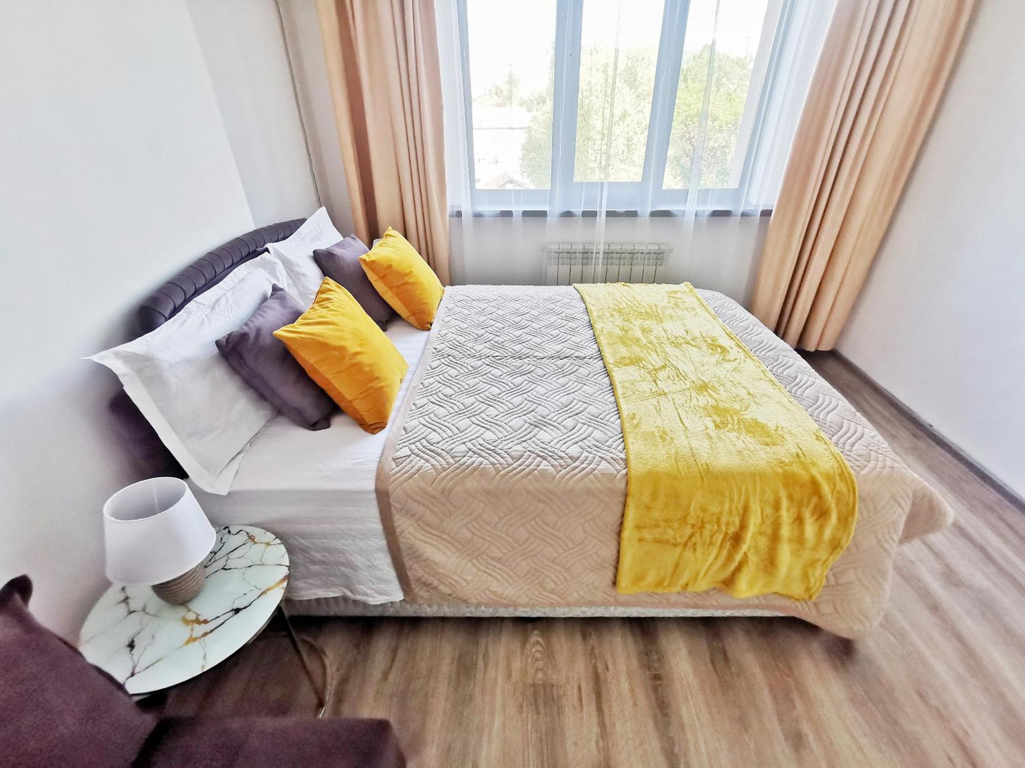 Appartments " Zhetysu-4" Almaty Luaran gambar