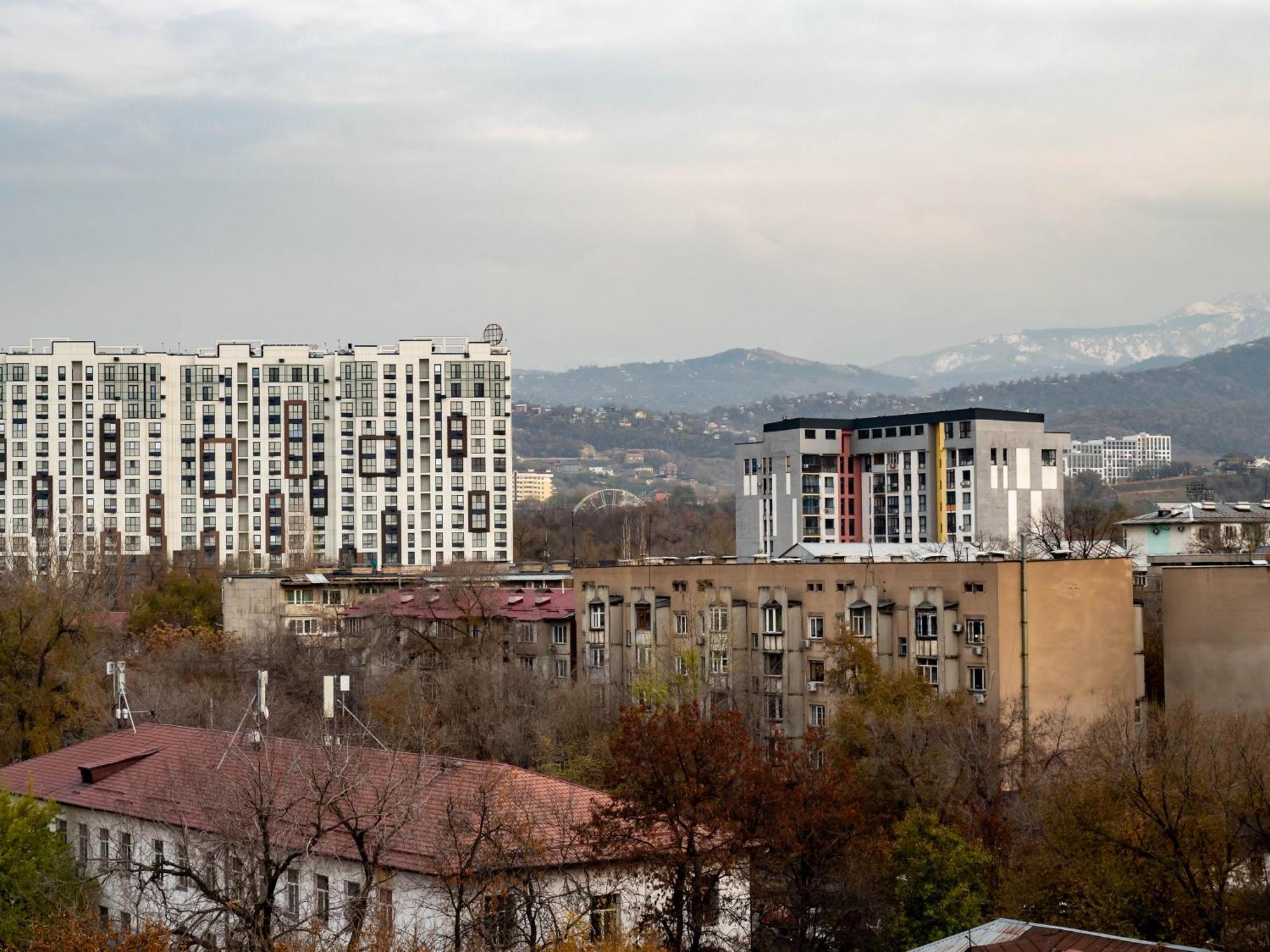 Appartments " Zhetysu-4" Almaty Luaran gambar